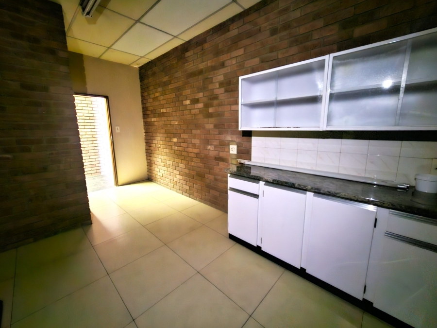 To Let Commercial Property for Rent in Rustenburg Rural North West